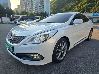 Hyundai Grandeur · 2015 год
