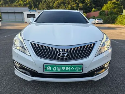 Hyundai Grandeur 2015, 170776 км, за 3838.15 USD