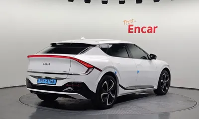 Kia EV6 2023, 43830 км, за 23727.48 USD