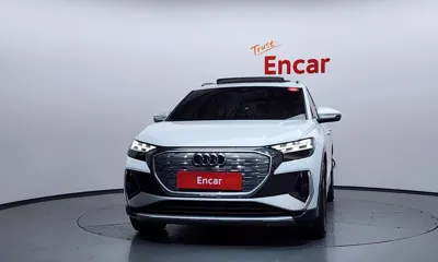 Audi Q4 e-tron 2022, 37344 км, за 24560.27 USD