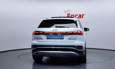 Audi Q4 e-tron 2022, 37344 км, за 24560.27 USD