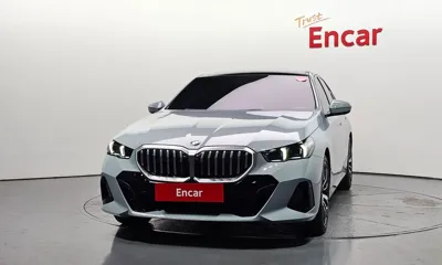 BMW 5-Series 2025, 13459 км, за 60391.23 USD