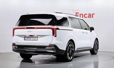 Kia Canival 2025, 23364 км, за 24637.58 USD