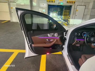 Mercedes-Benz E-Class 2023, 8007 км, за 32508.16 USD