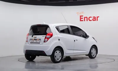 ChevroletGMDaewoo Spark 2014, 61469 км, за 2373.08 USD