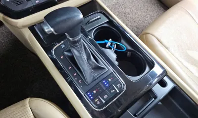 Kia Canival 2017, 124801 км, за 8326.84 USD - фото 9