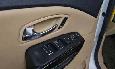 Kia Canival 2017, 124801 км, за 8326.84 USD - фото 17