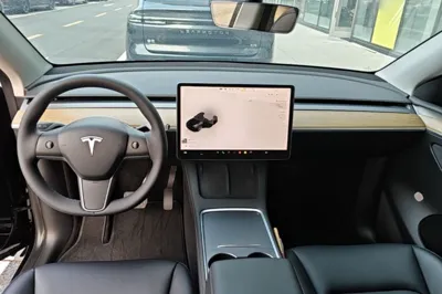 Tesla Model Y 2022, 78400 км, за 25019 USD - фото 17