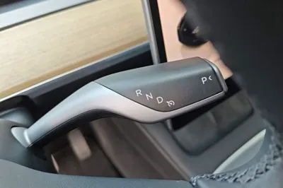 Tesla Model Y 2022, 78400 км, за 25019 USD - фото 21