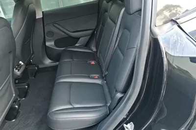 Tesla Model Y 2022, 78400 км, за 25019 USD - фото 25