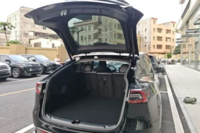Tesla Model Y 2022, 78400 км, за 25019 USD - фото 27