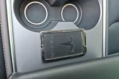 Tesla Model Y 2022, 78400 км, за 25019 USD - фото 28