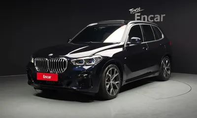 BMW X5 · 2022 год