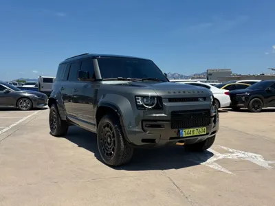 Land Rover Defender · 2025 год