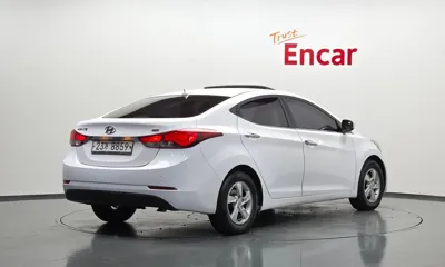 Hyundai Avante 2015, 69586 км, за 3516.31 USD