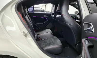 Mercedes-Benz A-Class 2017, 41677 км, за 15562.93 USD - фото 12