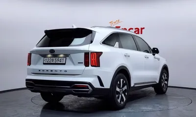 Kia Sorento 2021, 106407 км, за 16350.98 USD
