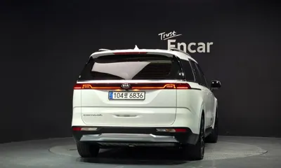 Kia Canival 2021, 64933 км, за 16576.73 USD