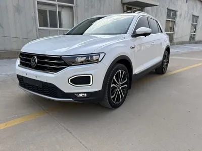 Volkswagen T-Roc · 2022 год