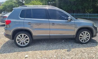 Volkswagen Tiguan 2015, 180484 км, за 3882.74 USD