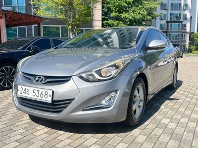Hyundai Avante · 2015 год