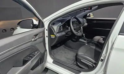 Hyundai Avante 2020, 65934 км, за 8527.24 USD - фото 10