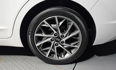 Hyundai Avante 2020, 65934 км, за 8527.24 USD - фото 21