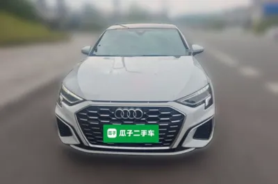 Audi A3 2023, 63800 км, за 17142 USD