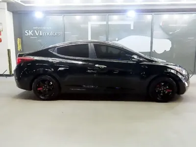 Hyundai Avante 2011, 172671 км, за 2233.31 USD