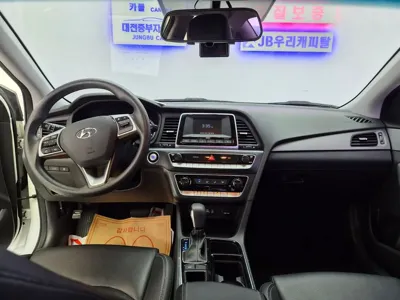 Hyundai Sonata 2019, 157783 км, за 5842.2 USD - фото 8