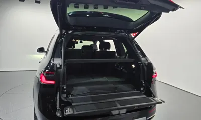 BMW X7 2023, 49851 км, за 71523.12 USD - фото 20