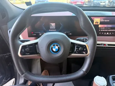 BMW iX 2024, 22000 км, за 64986.22 USD - фото 10
