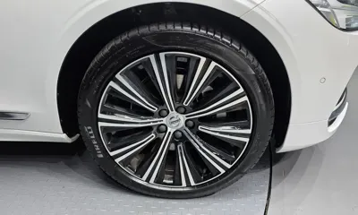 Volvo S90 2023, 36337 км, за 27349.08 USD - фото 21