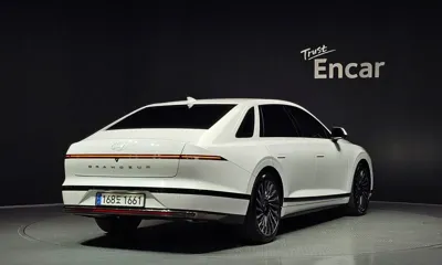 Hyundai Grandeur 2023, 28331 км, за 20822.33 USD