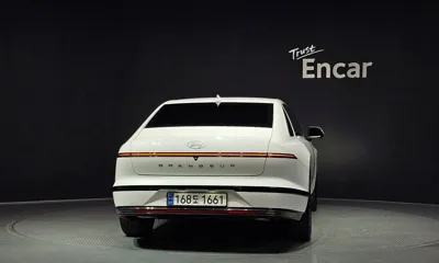 Hyundai Grandeur 2023, 28331 км, за 20822.33 USD