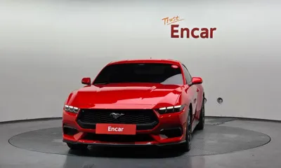 Ford Mustang 2025, 17290 км, за 29171.59 USD