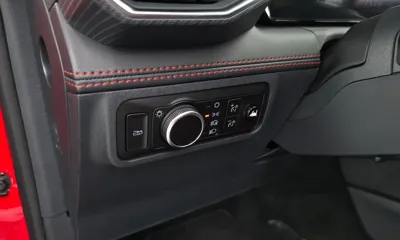 Ford Mustang 2025, 17290 км, за 29171.59 USD - фото 27
