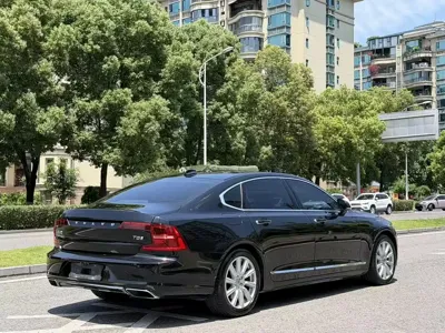 Volvo S90 2020, 70000 км, за 15647.63 USD - фото 7