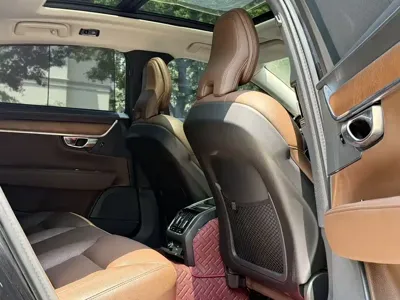Volvo S90 2020, 70000 км, за 15647.63 USD - фото 11