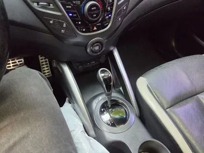 Hyundai Veloster 2014, 170342 км, за 3013 USD - фото 14