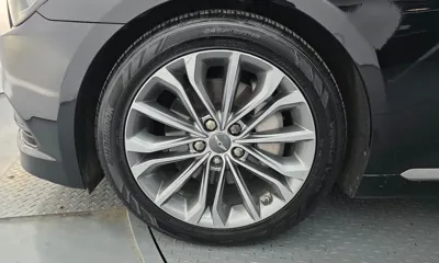 Hyundai Genesis 2015, 127030 км, за 7598.28 USD