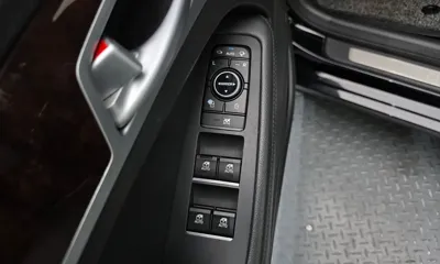 Hyundai Genesis 2015, 127030 км, за 7598.28 USD - фото 14