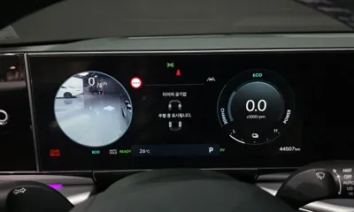 Hyundai Grandeur 2023, 44507 км, за 24104.25 USD - фото 8