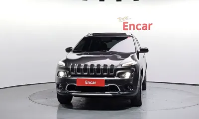 Jeep Cherokee 2015, 136565 км, за 4857.56 USD