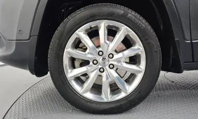 Jeep Cherokee 2015, 136565 км, за 4857.56 USD
