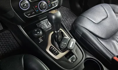 Jeep Cherokee 2015, 136565 км, за 4857.56 USD - фото 9