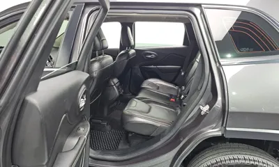 Jeep Cherokee 2015, 136565 км, за 4857.56 USD - фото 11