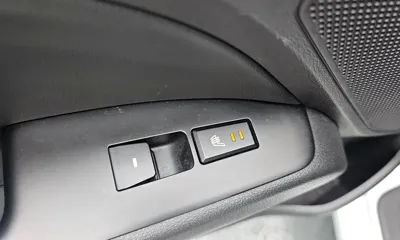 Hyundai Avante 2017, 104357 км, за 4228.47 USD - фото 16