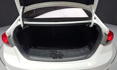 Hyundai Avante 2017, 104357 км, за 4228.47 USD - фото 18
