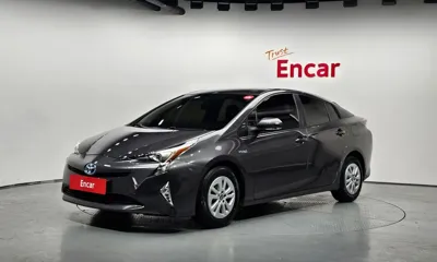Toyota Prius · 2018 год